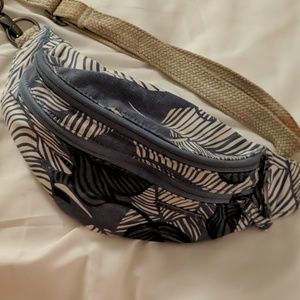 Tropical print Dakine fanny pack